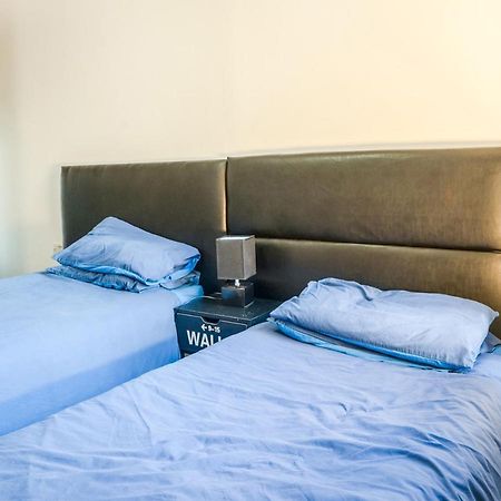La Tavola Calda Hotel ヌニートン エクステリア 写真